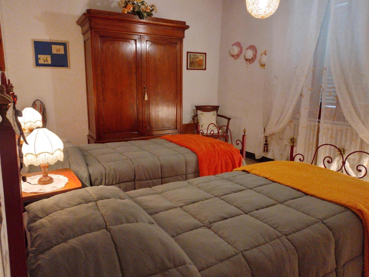 Ferienwohnung Casa Tarrini Chianni Exterior foto