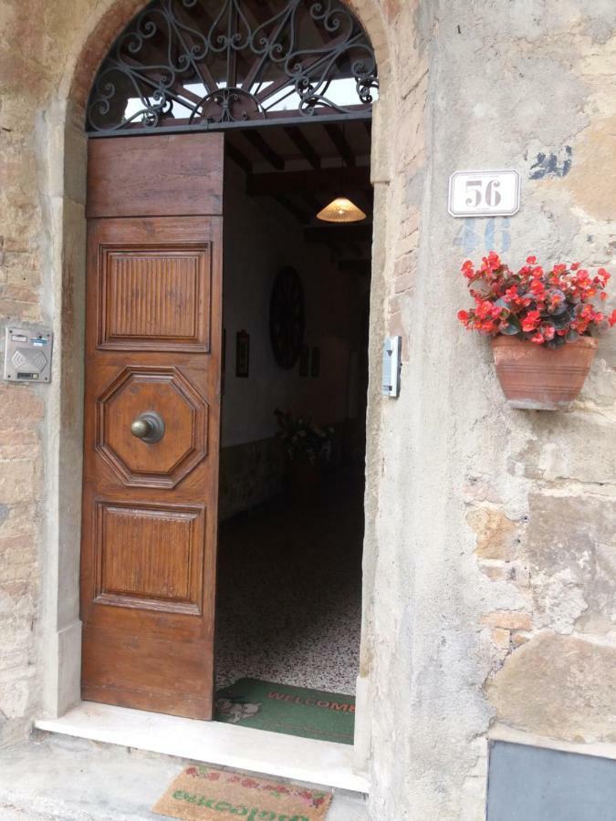 Ferienwohnung Casa Tarrini Chianni Exterior foto